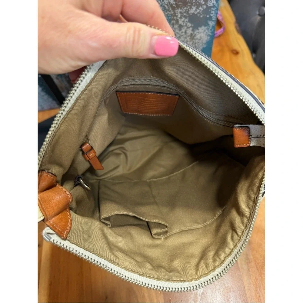 Coach Y2K 2009 Signature Stripe Canvas Hobo Bag Khaki Ivory GUC